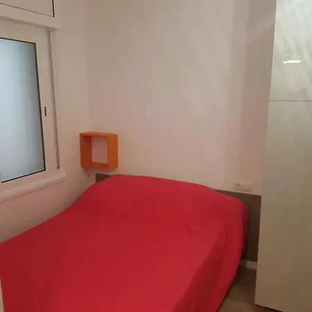 Canyelles Apartment *